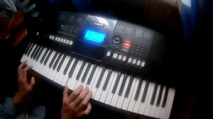 Лондон гудбай на синтезаторе