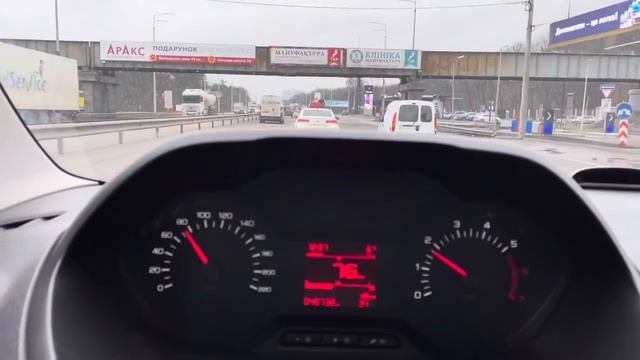 Peugeot Rifter 1,6 HDI MT 40 тысяч км за год