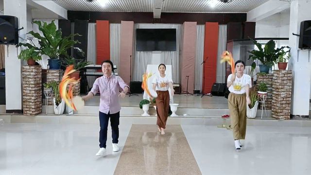 SAYAW | INFLUENCE WORSHIP Tambourine dance смотреть онлайн