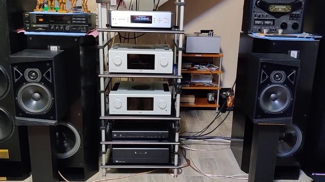 Hildegard Knef-Fever Englisch FLAC -T+A Music Receiver + T+A Helios Midi 2E смотреть онлайн