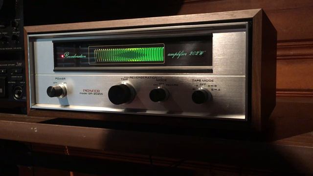 Pioneer SR-202W Reverberation Amplifier. 