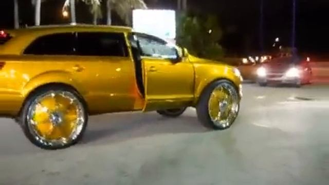 2010 Audi Q7 прикол, супер, новинка смотреть онлайн