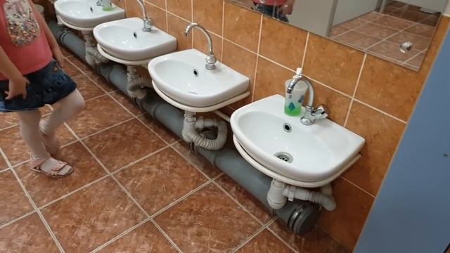 Как мы ходим в детский сад? Гузель Уразова забирает Самира и Камиллу. смотреть онлайн