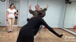 ПАМИРСКИЙ ТАНЕЦ!Памирки очень красиво танцуют