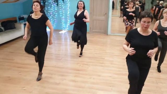 Соло-латина 35+. Начинающие. Школа танцев "Танцевальная галерея" смотреть онлайн