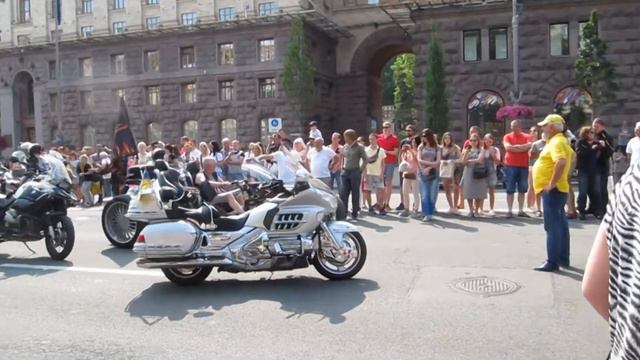Парад Байкеров Киев 2018 / Parade of Baikers Kiev 2018 смотреть онлайн