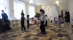 Танец юных джентльменов