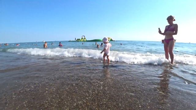 VLOG: МЫ НА МОРЕ. ЧТО ТОЛЬКО С НАМИ НЕ СЛУЧИЛОСЬ. СУТКИ БЕЗ РЕБЁНКА! смотреть онлайн