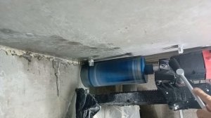 Алмазное бурение китайской дрелью JINDU 2300w 112 диаметром весь процесс!