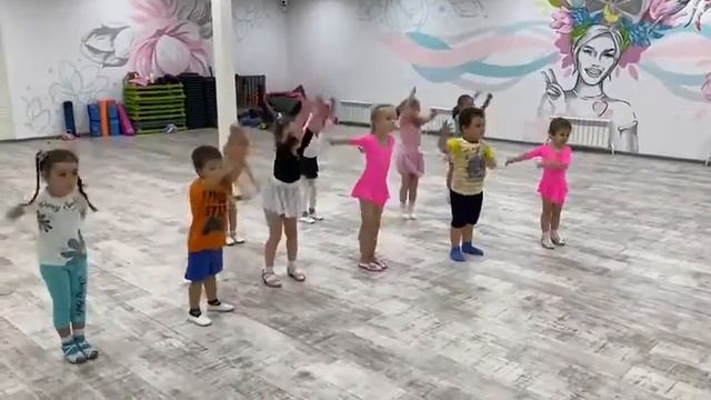 Танец стирочка смотреть онлайн