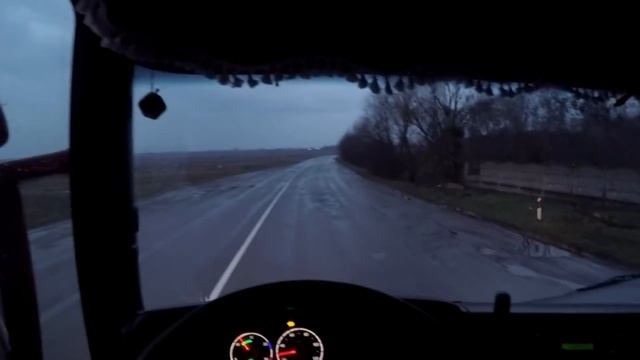 Будни Дальнобойщика. Сколько допускается перевезти топливо через границу Польши смотреть онлайн