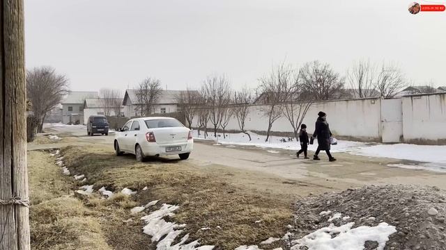 УЗБЕКИСТАН Граница с АФГАНИСТАНОМ! Секреты УЗБЕКСКОЙ кухни. Маринуем баранину / печем лепешки смотреть онлайн