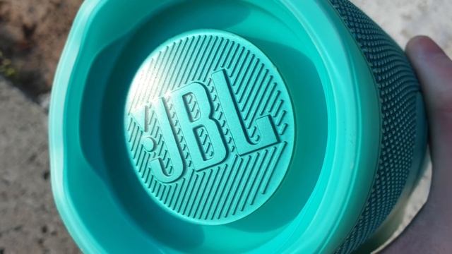 JBL Charge 4 BASS TEST | LOW FREQUENCY MODE!!! смотреть онлайн