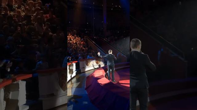 Александр Олешко поздравляет ветеранов ВОВ смотреть онлайн