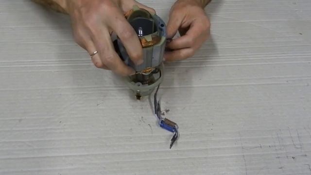 Разборка и ремонт электрокультиватора видео. Замена подшипника на электродвигателе. смотреть онлайн