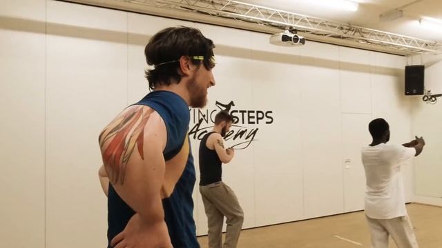 KIA Motors x LECtronic: Dance with me - Making Of смотреть онлайн