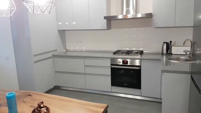 Вбивная ручка на кухонных фасадах смотреть онлайн