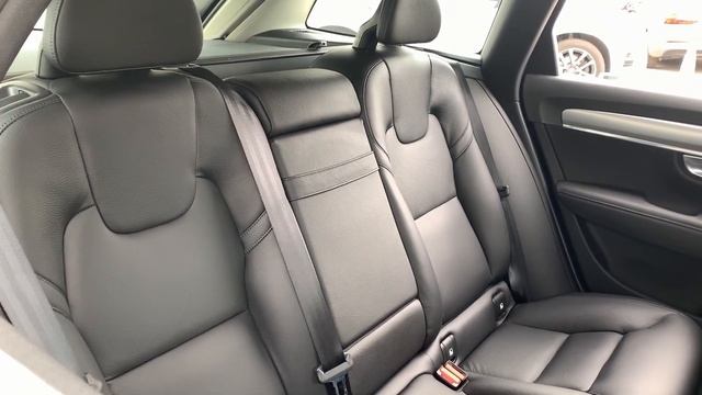 VOLVO SELEKT V90 D4 190HP MOMENTUM OSMIUM GREY 2017 | EUROSERVICE