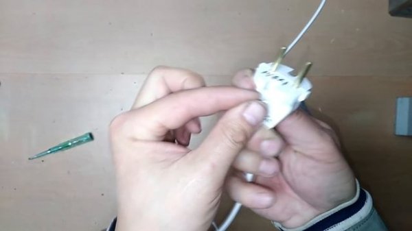 Обогрев поилки, чтобы вода зимой не замерзла (для кур)