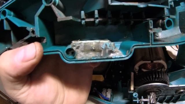 Ремонт и восстановление кустореза Bosch ANS 4-16: секрет супер-смазки! смотреть онлайн