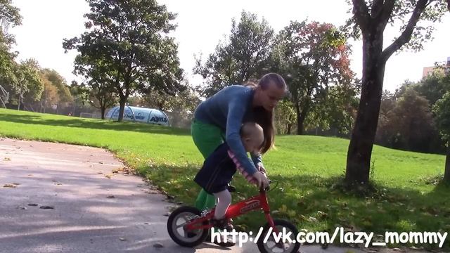 Золотая осень. Венок из листьев. Autumn must do смотреть онлайн