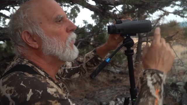 ANTELOPE BUCK DOWN!! (BONUS FOOTAGE: Sneak Peek of Land of the Free 4.0) смотреть онлайн