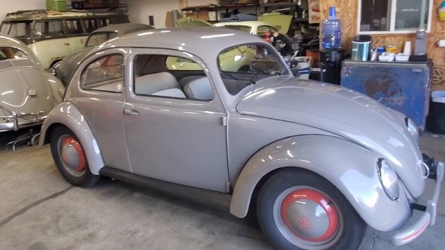 '52 Standard Split Window VW Beetle at Vintage Classic Specialist. The base model of a basic car! смотреть онлайн
