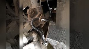 ЗАМЕНА ПРАВОГО ПЕРЕДНЕГО ТОРМОЗНОГО ШЛАНГА!ЛАЧЕТТИ