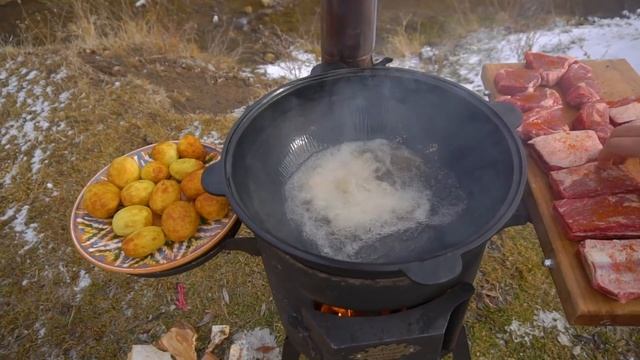 КАЗАН-КЕБАБ. МЯСО с КАРТОШКОЙ. Рецепт от Серго. (ENG SUB) смотреть онлайн