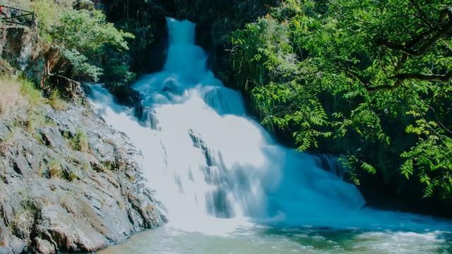 Бросил дочь на воспитание бабушке, а сам завёл новую семью, где дочери места не оказалось. А спустя смотреть онлайн