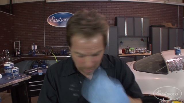 How To Apply Body Filler - Mixing, Spreading, Sanding & Tips - Part 2 of 3 - Kevin Tetz at Eastwood смотреть онлайн