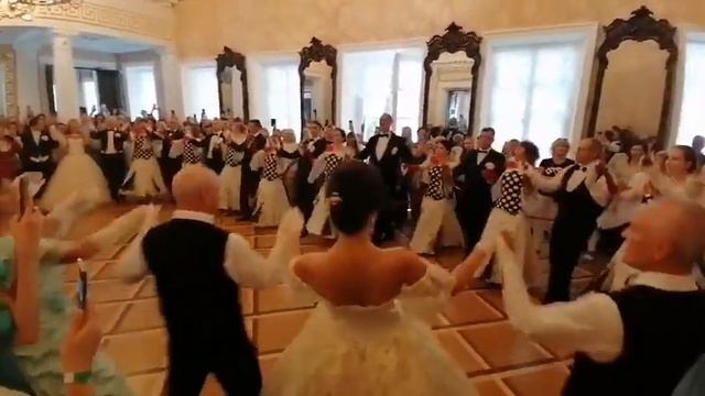 «Вераснёўскi фэст». Бал в дворце Булгаков, Жиличи 23 сентября 2023. Испанский вальс смотреть онлайн
