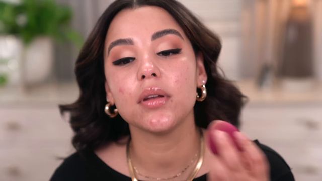 CLASSIC HOLIDAY MAKEUP TUTORIAL USING AFFORDABLE MAKEUP PRODUCTS! смотреть онлайн