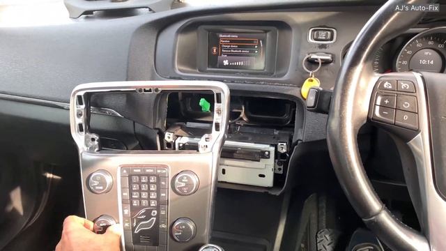 Volvo V40 Centre Console A/C Heater Switch panel Replacement. смотреть онлайн