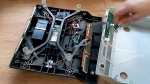 Весы торговые, не показывают вес