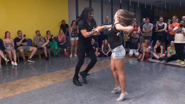 Rafael & Kateřina | Zouk Demo | Prague Zouk Congress 2023 смотреть онлайн