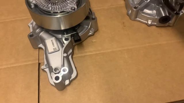 Water pump for Volvo D13 engine new and old model compare смотреть онлайн