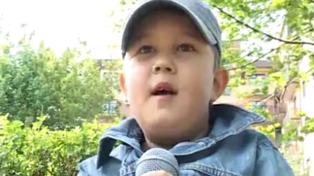 Юный строитель Карим смотреть онлайн