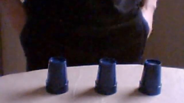 Magic Tricks Three Cups смотреть онлайн