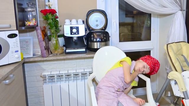 ЧТО ПРИДУМАЛИ ГОША И ЯРИК НА ПРАЗДНИК?!! смотреть онлайн