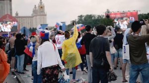 Эмоции болельщиков на серию пенальти матч Россия-Испания