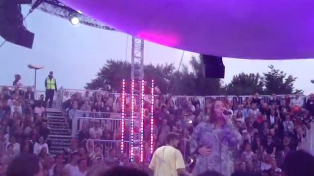 Anna Of The North @ Flow Festival 11/08/2018 смотреть онлайн