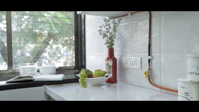 This 25-Year-Old Mumbai 2BHK Gets Full Makeover смотреть онлайн