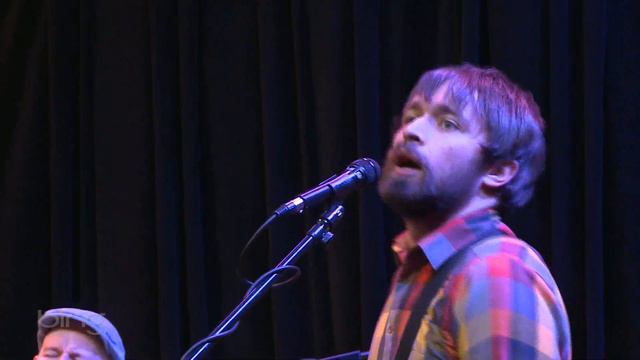 Peter Bjorn and John - Eyes (Bing Lounge) смотреть онлайн