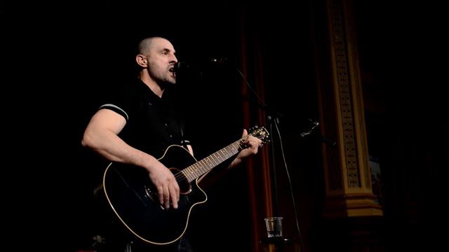 Павел Стратан в Италии Турин смотреть онлайн