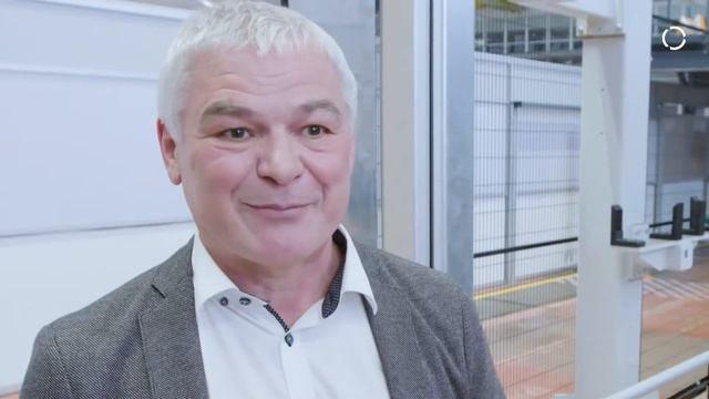 KUKA Matrix - The production of tomorrow - Robots and Automation смотреть онлайн