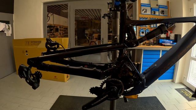 Bike Build: Rocky Mountain Instinct Powerplay Alloy 30 - - - BIKESTOCK.cz смотреть онлайн