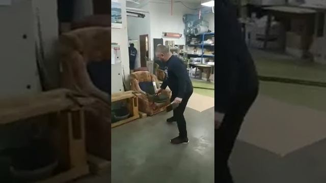 Абсолютно небьющийся пластик- монолитный поликарбонат Моногаль. смотреть онлайн