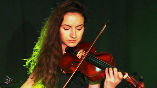 Marta Turianska - Spice Vivaldi (WannaBe Cover)