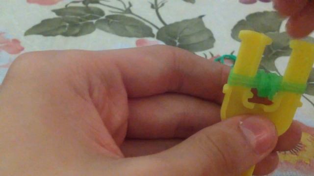 Зелёный перец из резинок смотреть онлайн